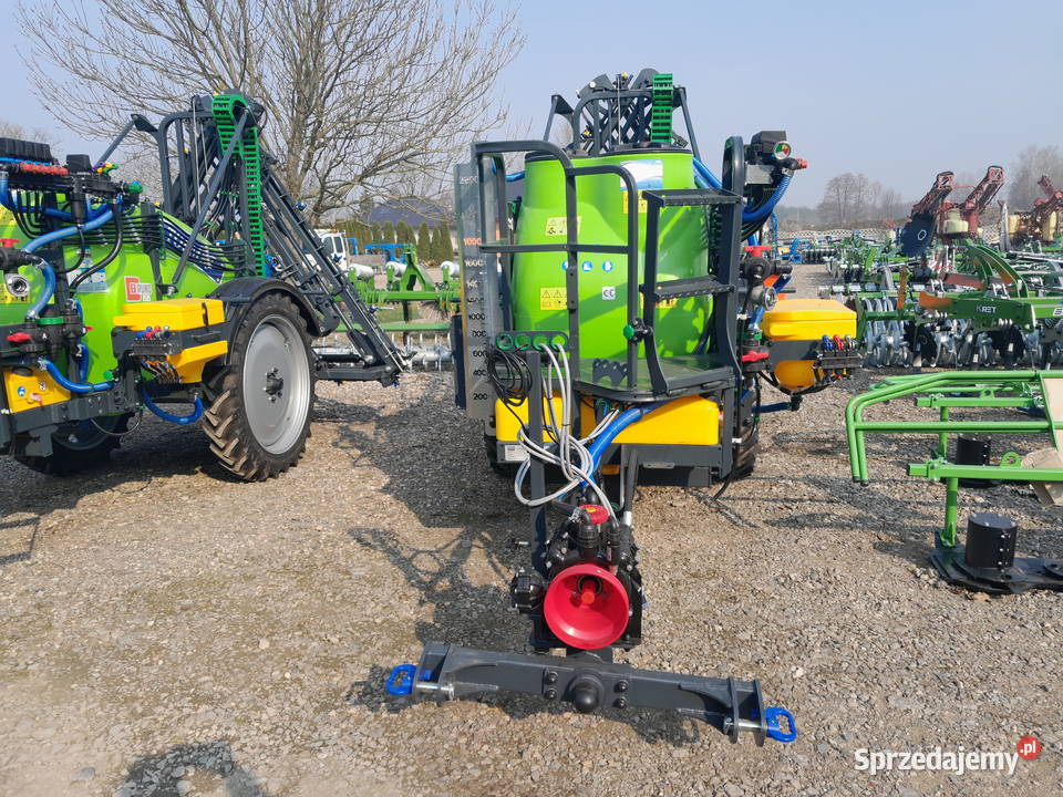 Opryskiwacz zaczepiany Bruno X 2000 l 15 m Dąbie