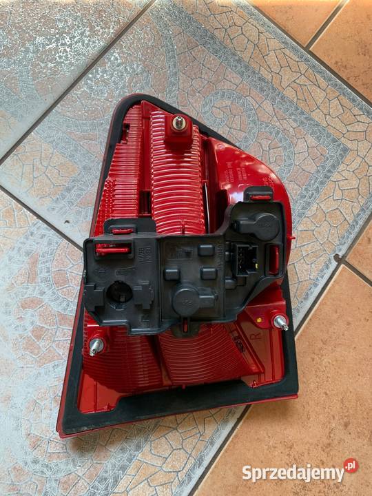Lampa prawa tył SEAT ALHAMBRA 7N5945094G Margonin sprzedam