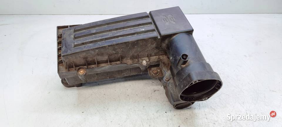 OBUDOWA FILTRA POWIETRZA AUDI A3 8P VOLKSWAGEN sprzedam