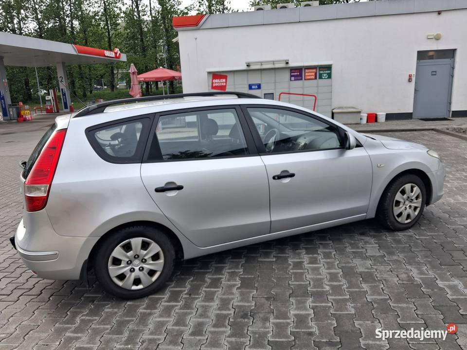 Hyundai i30 I CW 16 CRDi 90 66kW 2008 Rzeszów