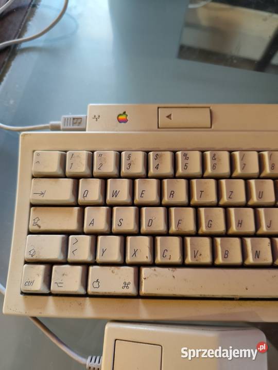 komputer Apple stary zabytek Lubin
