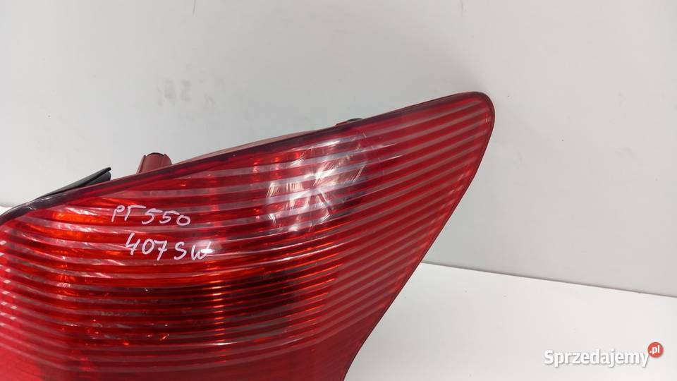 PEUGEOT 407 SW KOMBI LAMPA TYŁ PRAWA Zbierkowo