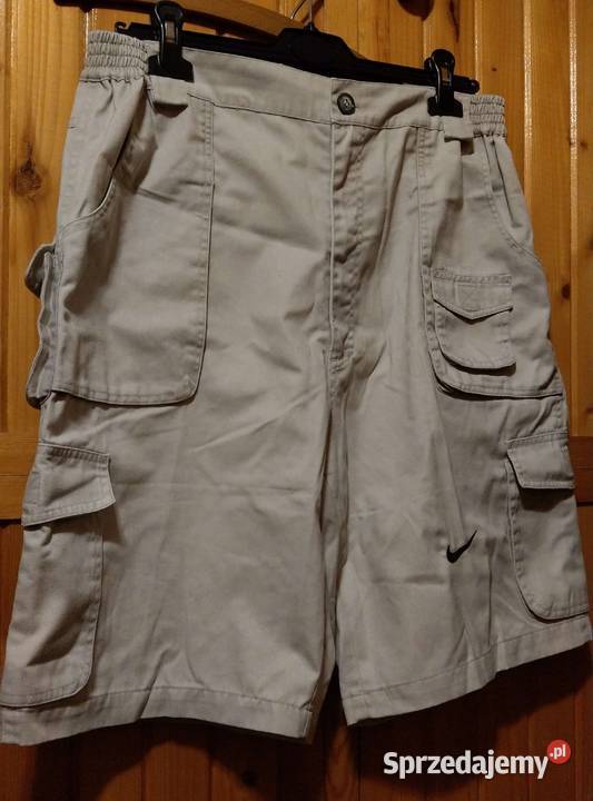 Białe jasne szare spodenki krótkie bojówki Nike