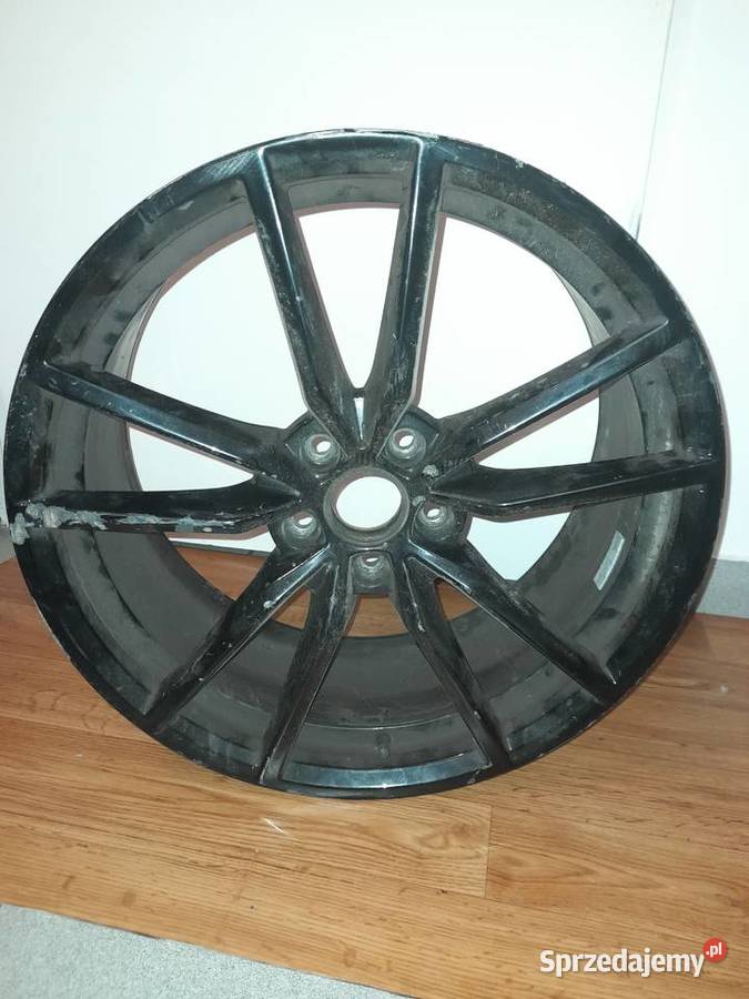 FELGA GOLF VII R 8JX19 PRETORIA 5G0601025 małopolskie Wadowice