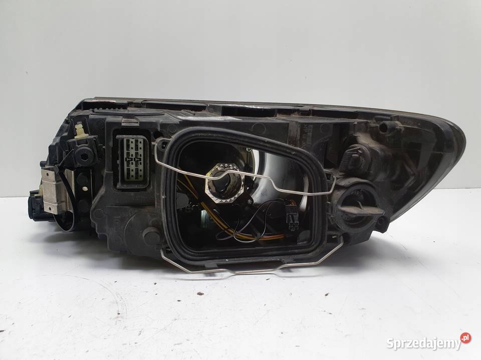 LAMPA PRAWA Volvo S40 II V50 LIFT XENON PRZEDNIA