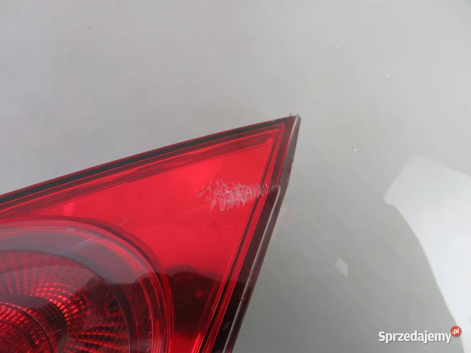 LAMPA PRAWA TYLNA KLAPA VW PASSAT CC B6