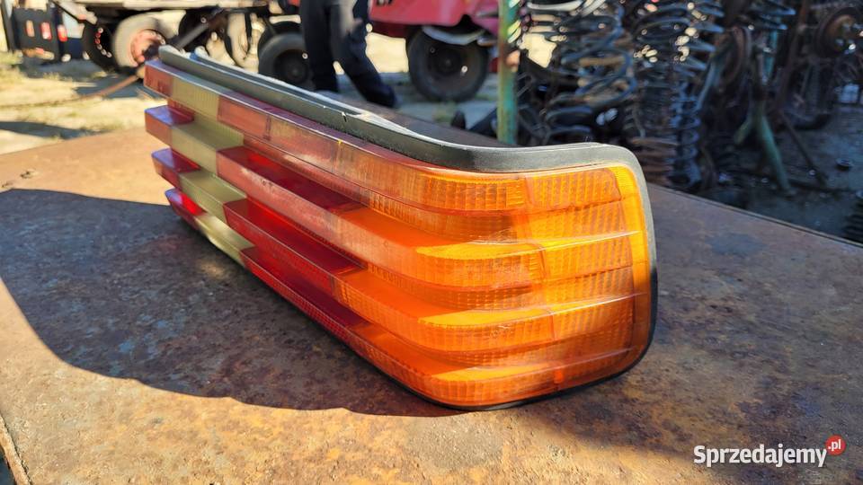Lampa tylna prawa Mercedes W126 Łagów