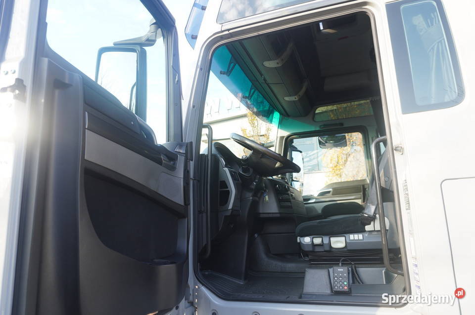 Man TGX 26480 6x2 Chłodnia Igloocar 18 palet retarder/zwalniacz