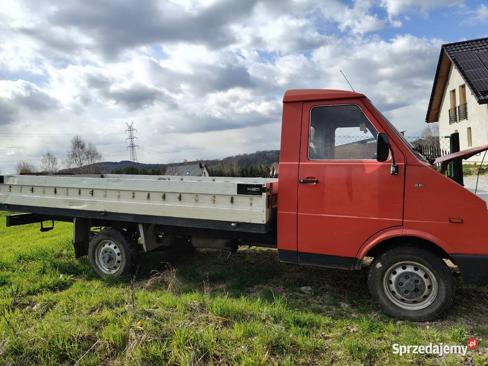 Mam na sprzedaż busa rębaka i quada Krzywaczka sprzedam
