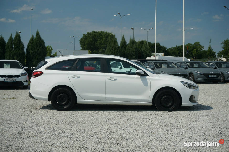 Hyundai i30 16 115 Classic Salon Polska Faktura 181589km Samochody osobowe Poznań