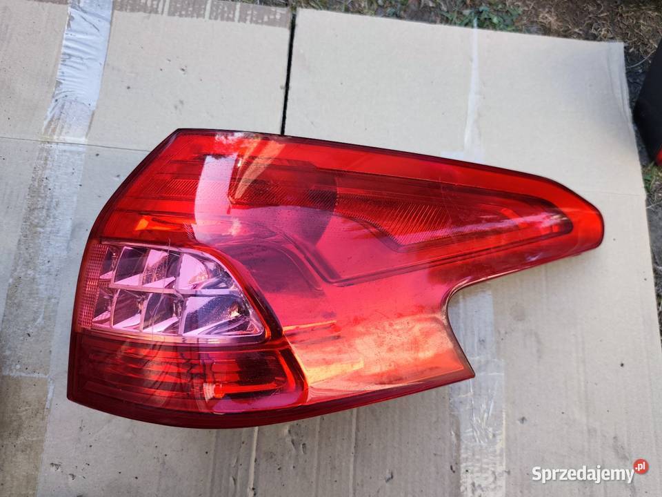 Lampa prawa tył Citroen C5 kombi