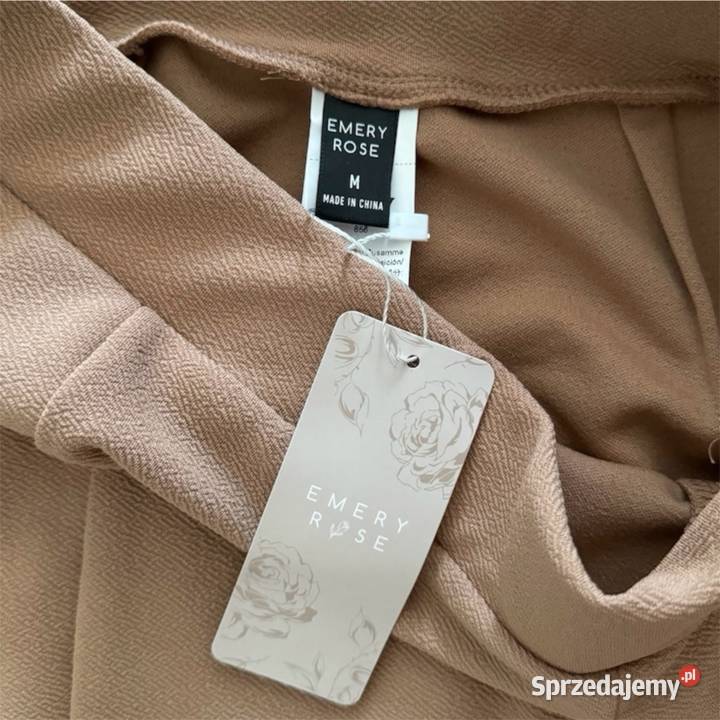 Spódnica ołówkowa z koronką Emery Rose XSS świętokrzyskie