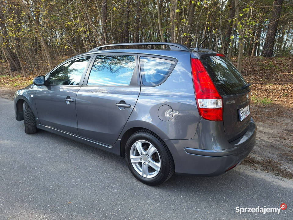 Hyundai i30 14 FIFA WM Edition I 20022013 gniazdo USB
