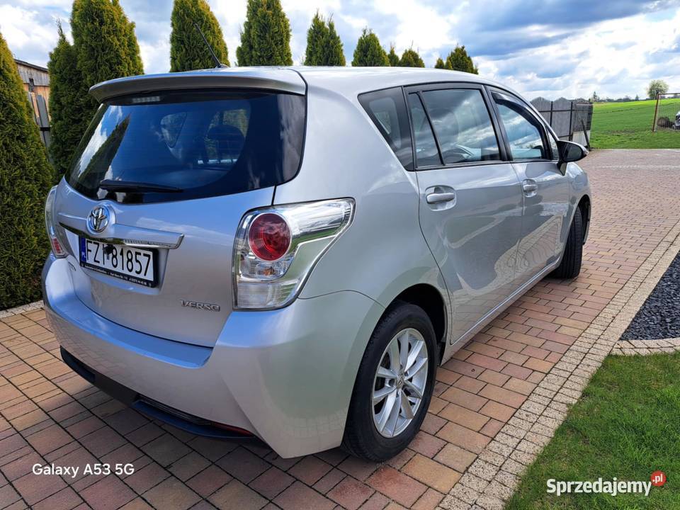 Toyota VERSO 16 BG w b stanie 125KM mazowieckie Iłża