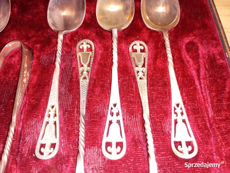 komplet łyżeczek z szczypcami w oryginalnym etui Biłgoraj