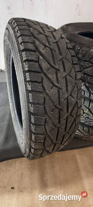 Opony zimie Kormoran 21560 R17 Zamość