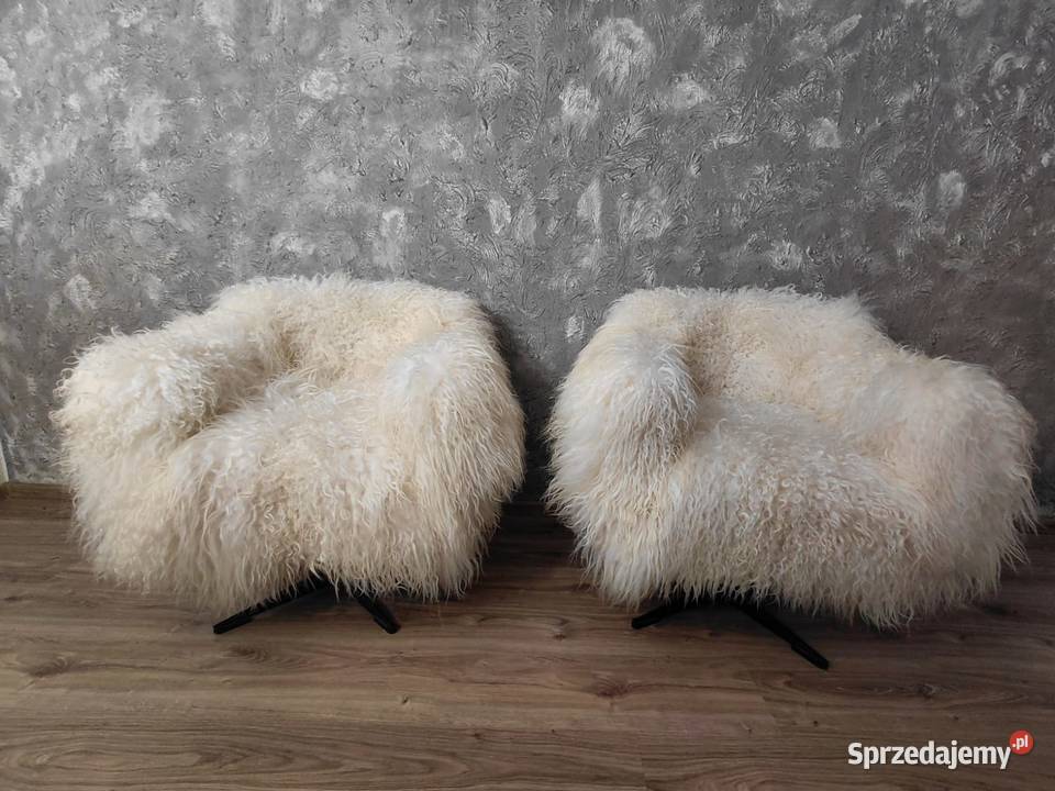 Fotele obrotowe obite naturalną owczą skórą Waksmund