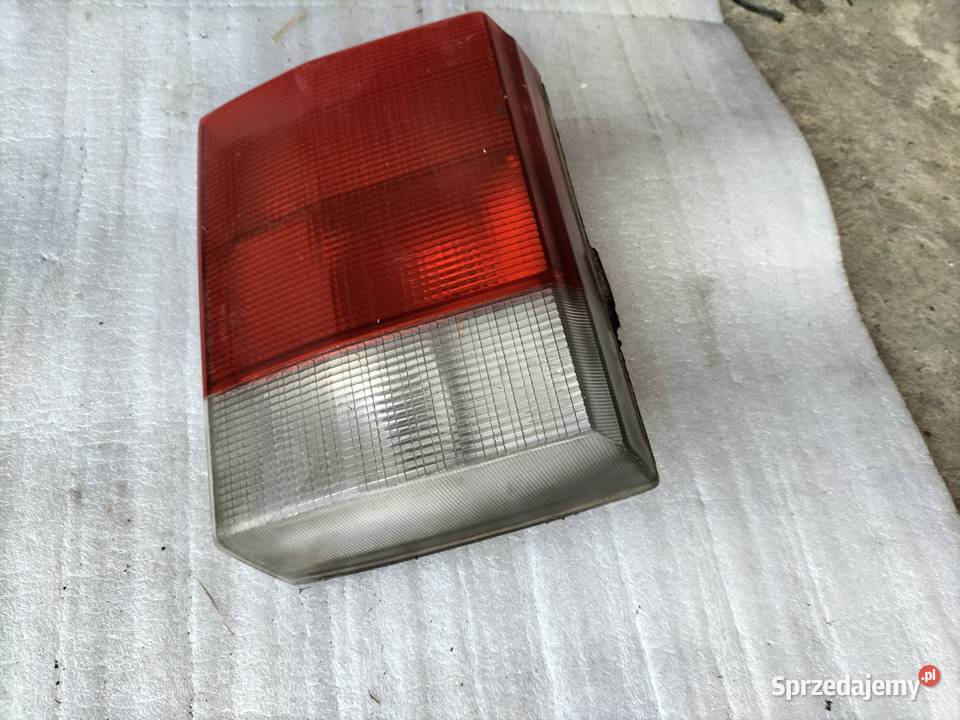 AUDI 80 B3 B 3 LAMPA TYŁ TYLNA KLAPA osobowe Kamień-Kolonia