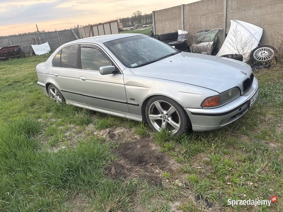 Sprzedam bmw e39 25 v8 Pawelce sprzedam