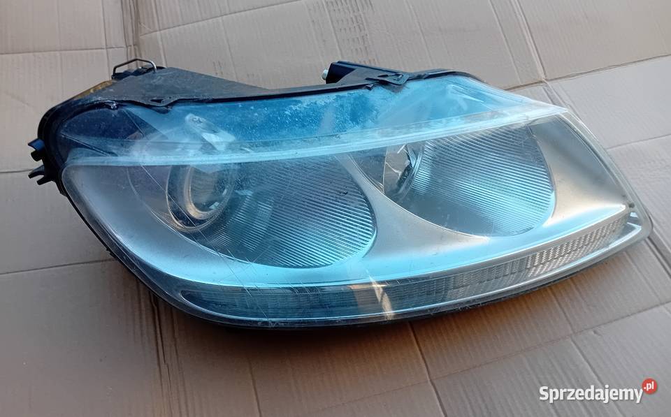 VW Phaeton Xenon reflektor lampa prawy przód Przeźmierowo