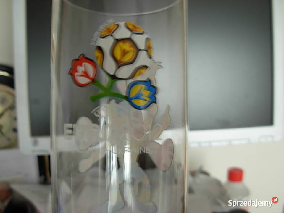 Szklanki do napojów nowe 11 sztuk z logo Euro Gdynia