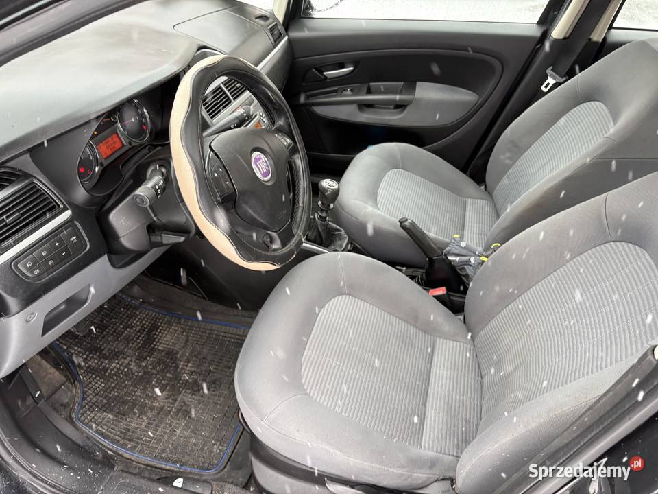 Fiat Linę 14 benzynalpg ważny do Rok produkcji 2009