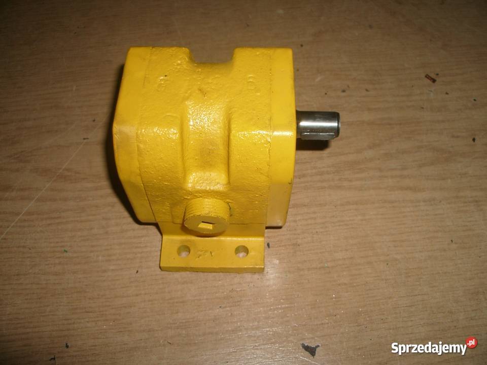 Pompa olewjowa do wiertarki 2H135 Pozostałe Kępno sprzedam