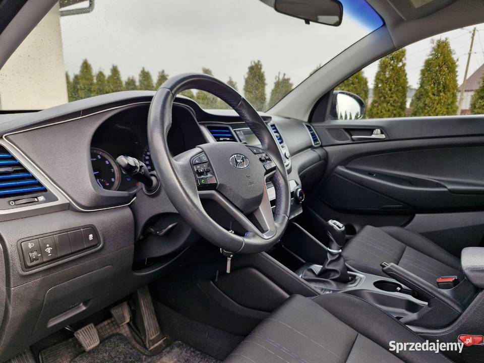 16 Benzyna 77 250 Oryginalny lakier Tucson Namysłów sprzedam