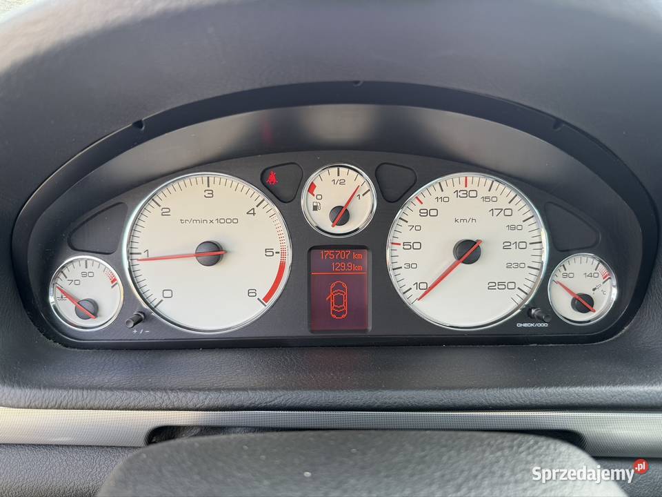 Peugeot 407 panorama stan lift