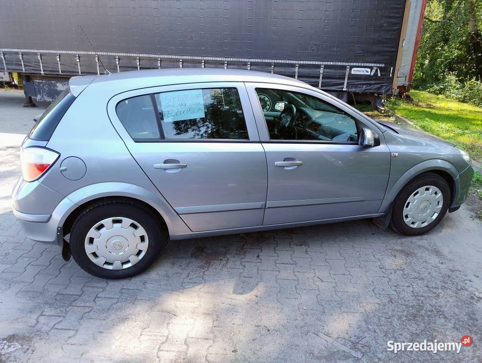 Opel Astra H 2005 r 16 B Klima Stan Jarosław