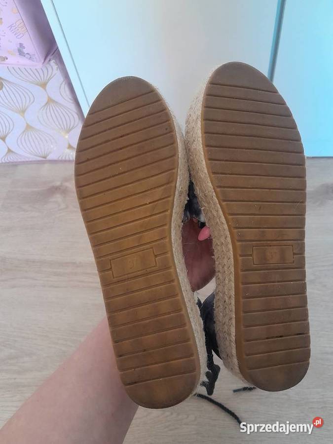 Nowe buty espadryle 37