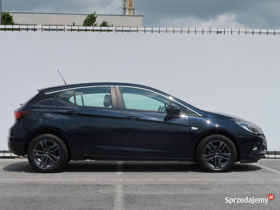 Opel Astra 14 T Lublin
