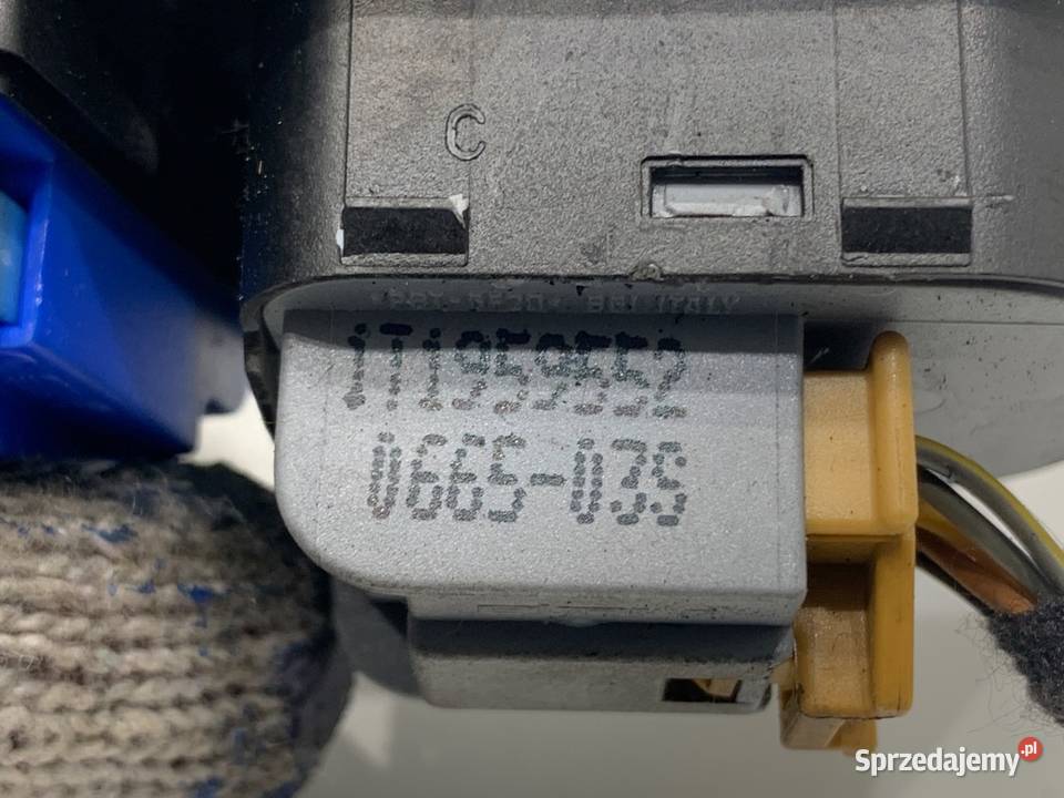 PRZEŁĄCZNIK REGULACJI LUSTEREK VW TOURAN osobowe