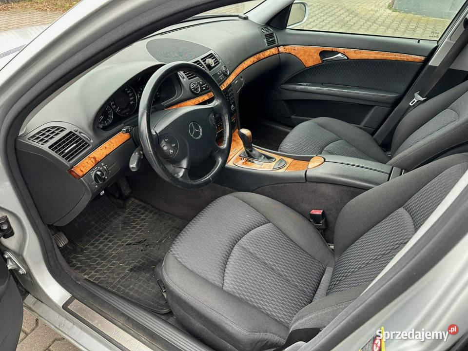 Mercedes E 200 E200CGI 18BLPG Idealny Alufelgi gniazdo USB Ostrowiec Świętokrzyski