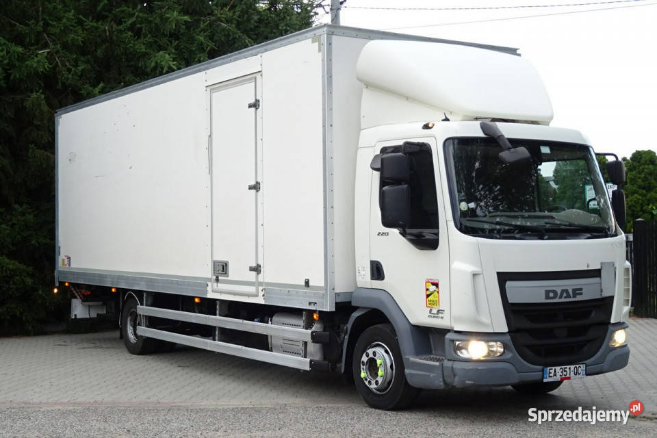 DAF LF 220 Euro 6 kontener 18p winda sprowadzony 220KM mazowieckie Góra Kalwaria