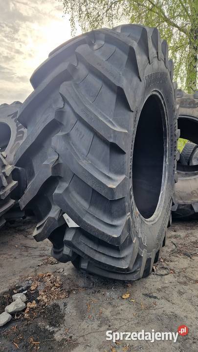 Opona o rozmiarze 71070r42 Firmy Trelleborg warmińsko-mazurskie Nowe Miasto Lubawskie