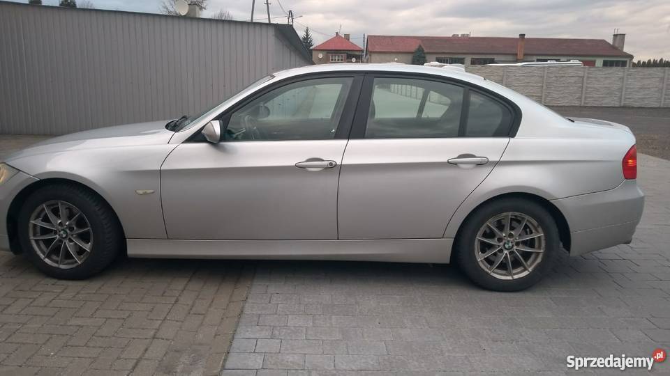 BMW E90 320i nieuszkodzony Myślina