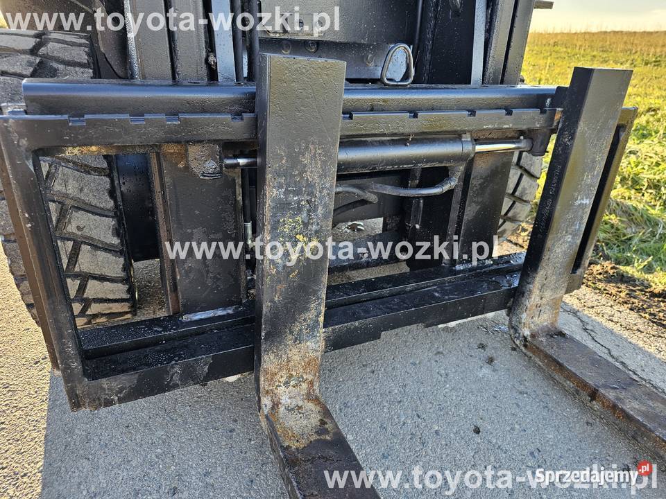 Wózek Widłowy TOYOTA 8FGF25 podnosi 3700 mm Wadowice