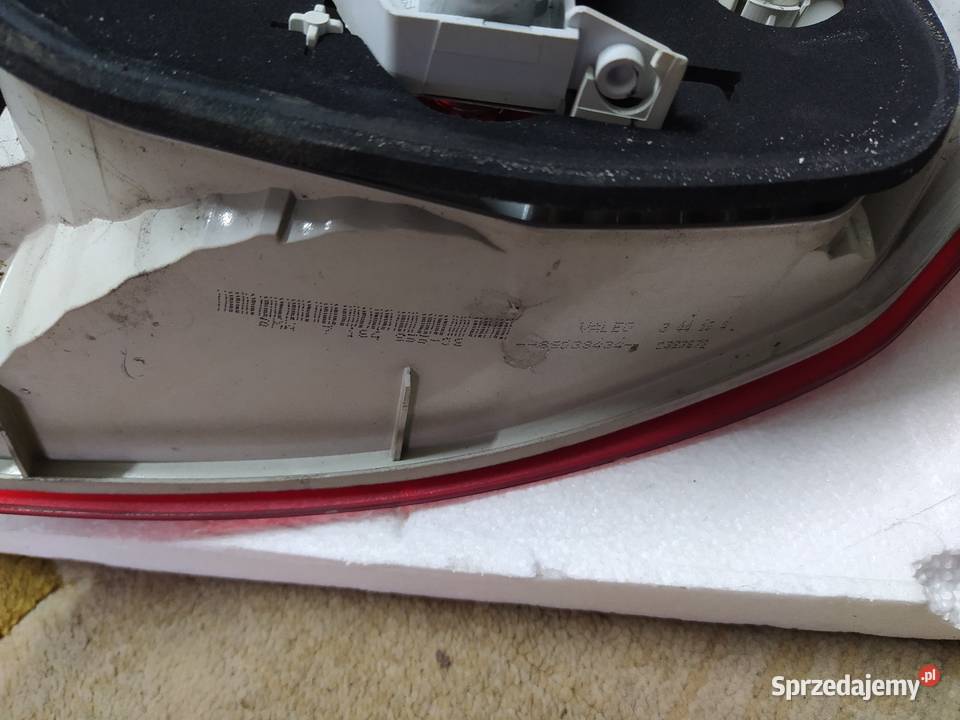 BMW 1E87 lift 5D lampa tylna lewa Lampy tylne Krapkowice