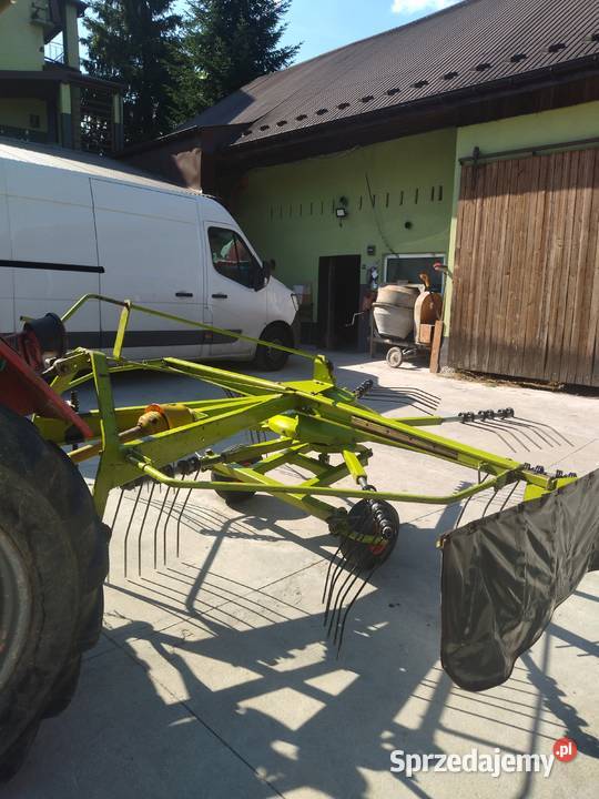 Sprzedam zgrabiarke claas i pttinger Niecew