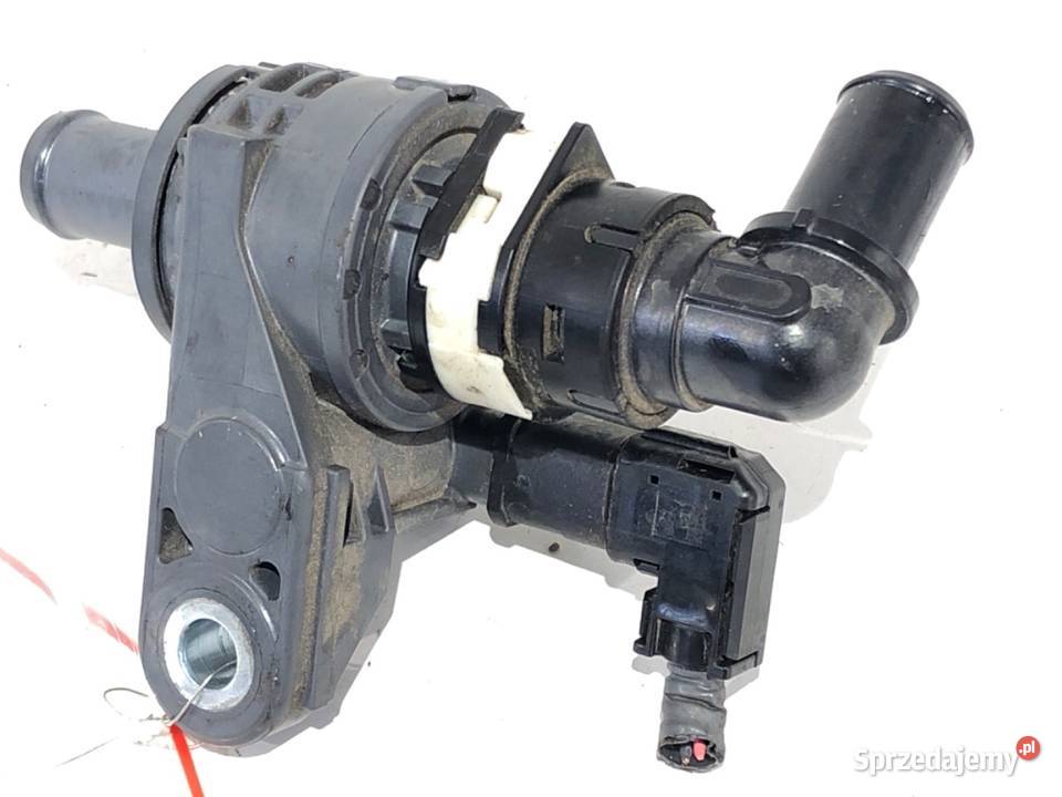 DODATKOWA POMPA WODY TOYOTA COROLLA E21 osobowe sprzedam