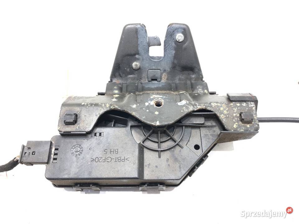 ZAMEK KLAPY TYŁ BMW E90 SedanLimuzyna 8196401 osobowe