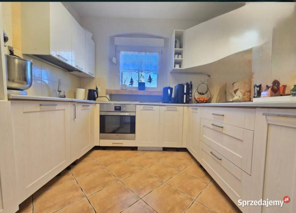 Sprzedam piękny apartament bezczynszowy pól Liczba pokoi 3 Kożuchów