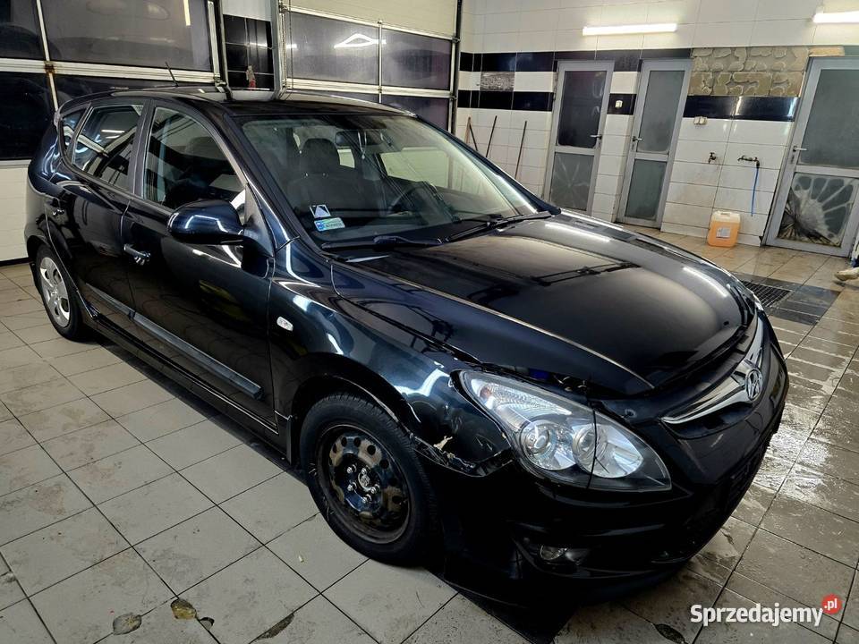 Hyundai i30 HB 14b uszkodzony 2011 Pionki