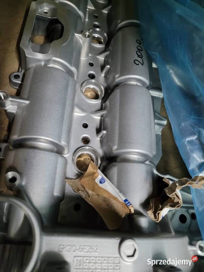 Pokrywa Zaworów Ford HG9Q6E262CB CC CD HG9Q6E262 Radom
