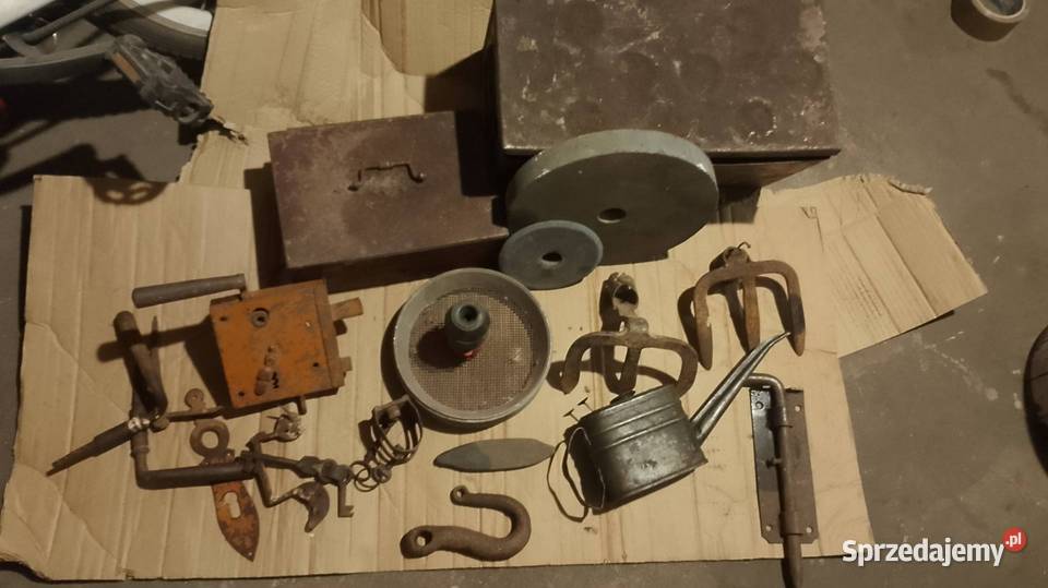 Skrzynki zamek poduszkowy i inne rzeczy Namysłów