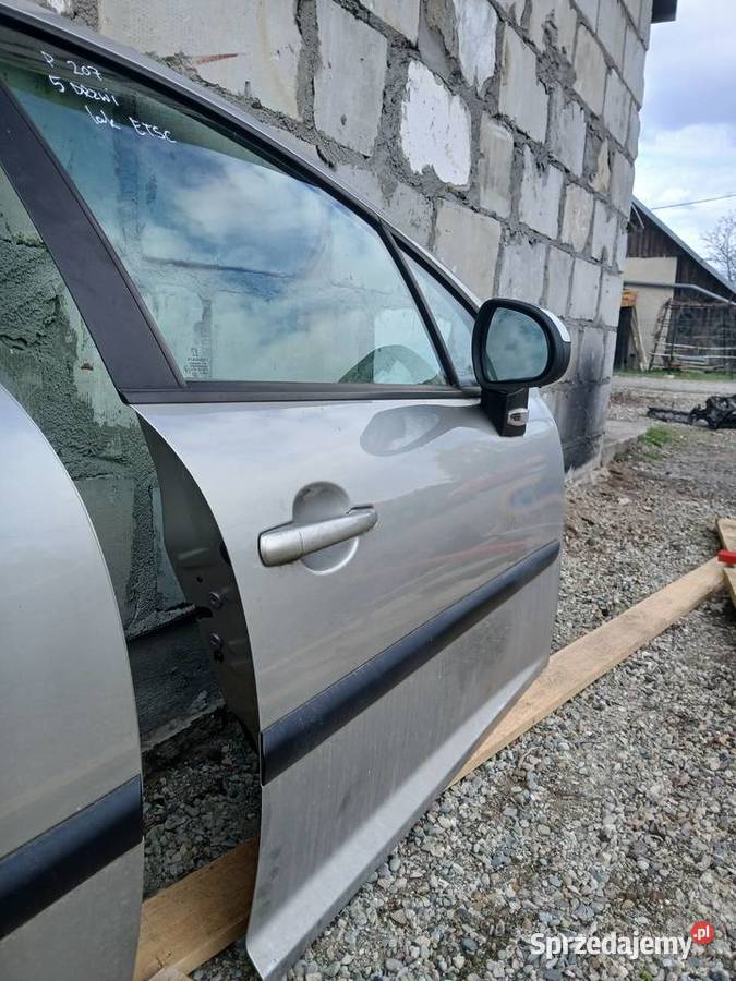 Drzwi Prawy przód kompletne Peugeot 207 EU5Dlak Radłów sprzedam