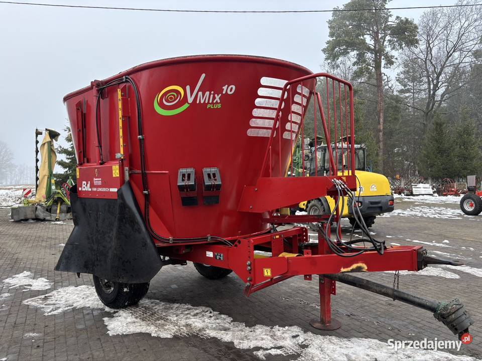 Paszowóz BVL Vmix 10m3 plus wóz paszowy 2011 r nieuszkodzony Myszyniec