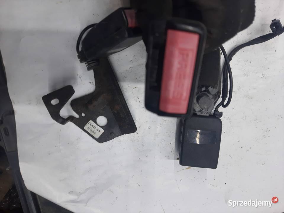 Wpinka zapinka pasa pasów tył Citroen C 4 osobowe Ksawerów