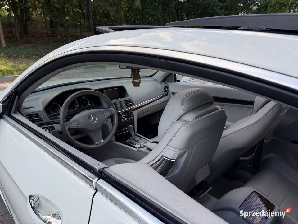 Mercedes w207 E550 Rok produkcji 2010 Warszawa